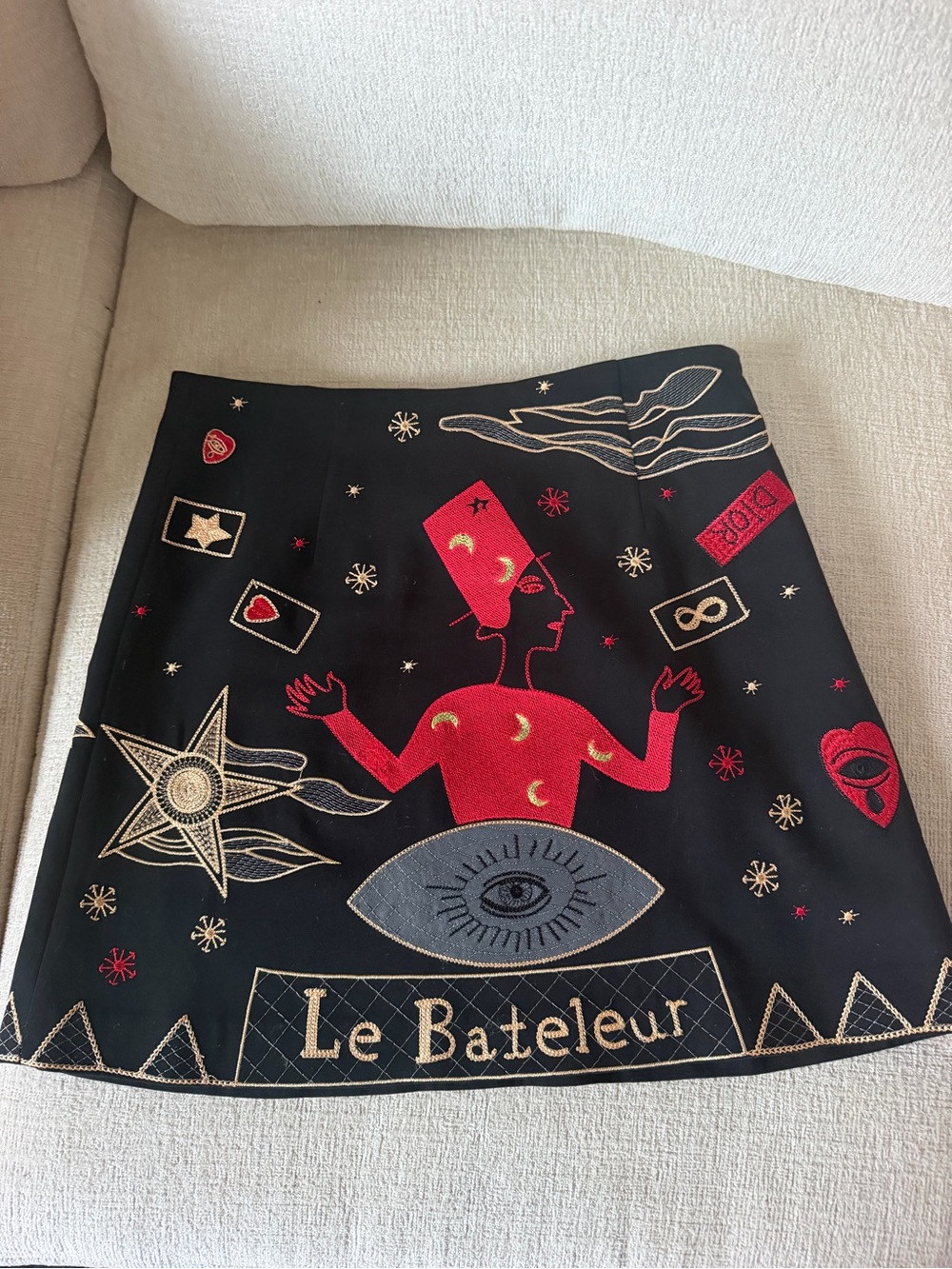 Le Bateleur Embroidered Black and Red Tarot Mini Skirt
